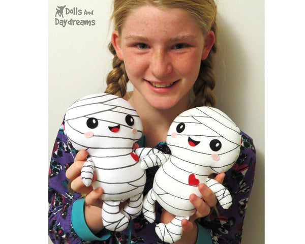 Mummy Sewing Pattern - Dolls And Daydreams - 4