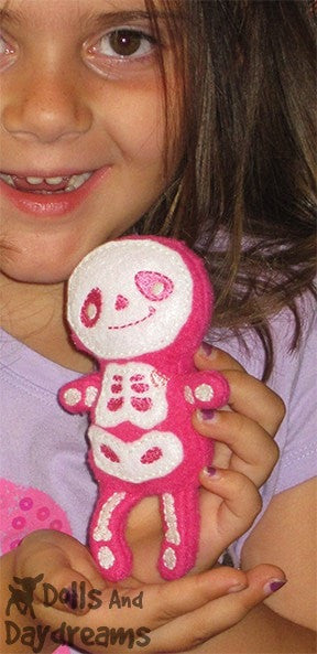Embroidery Machine Skeleton Pattern - Dolls And Daydreams - 6