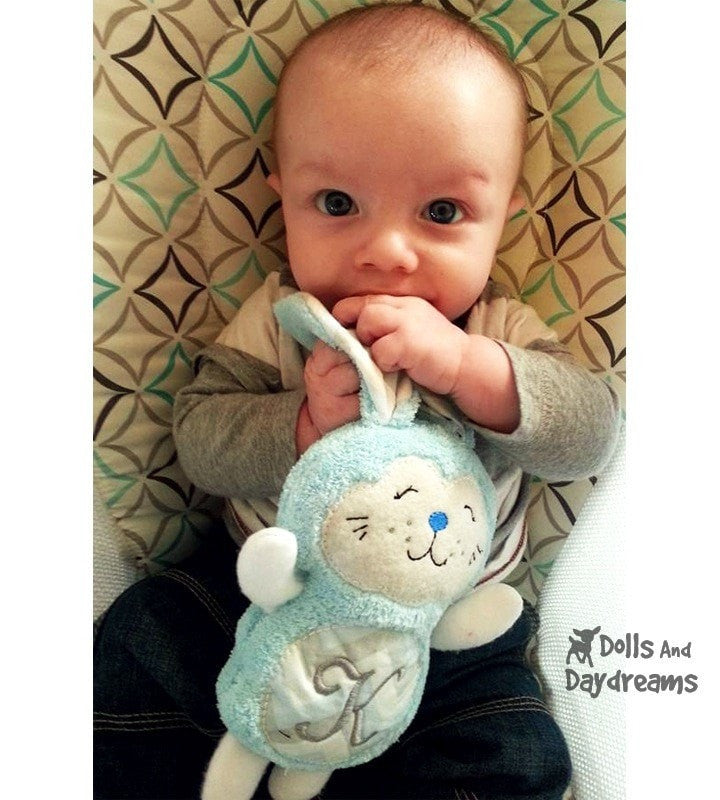 Daydream Rabbit Embroidery Machine Bunny Rabbit Pattern | Dolls And Daydreams