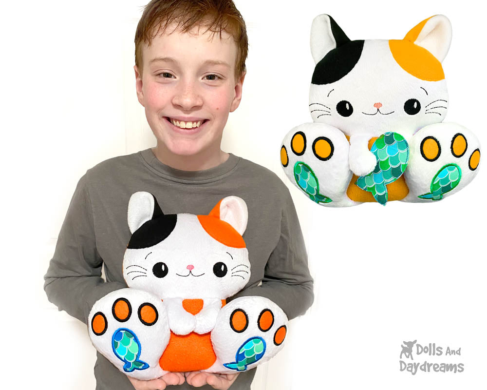 ITH BFF Kitty Cat Pattern | Dolls And Daydreams